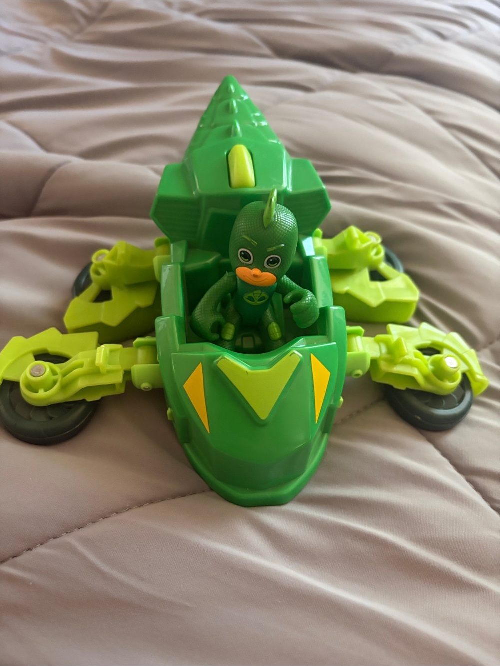 Green Kids Action Figure Vehicle Toy - Green Gekko Racer